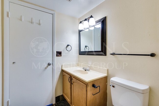 Building Photo - WATERFRONT TRAILS TOWNHOME