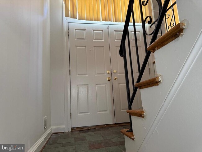 Building Photo - 4402 Sellman Rd