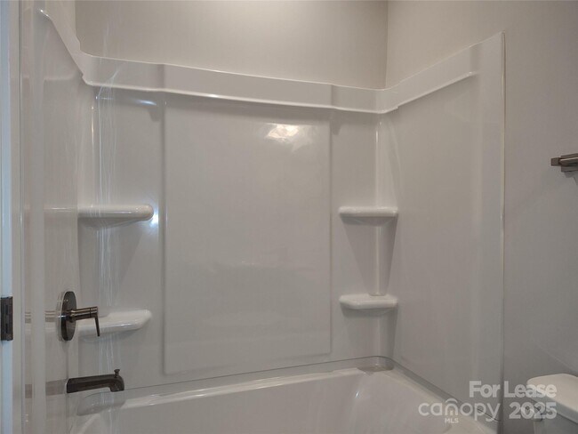 Building Photo - 6025 Fonsac Ln