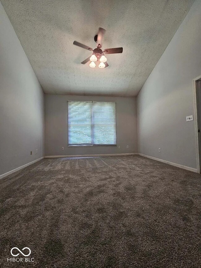 Building Photo - 5757 Spruce Knoll Ct