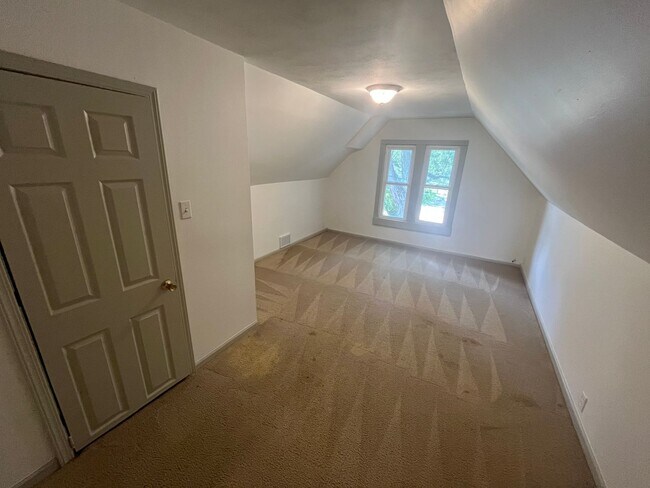 Building Photo - New Listing !!!