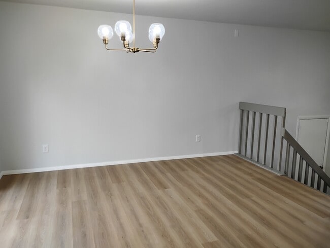Building Photo - 5827 El Paso Cir
