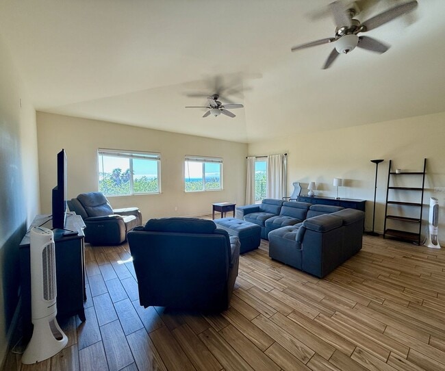 Building Photo - 3 Bedroom Home in Newer Gated Community in Waikoloa Village