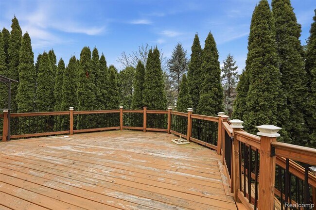 Building Photo - 3932 Fieldview Rd