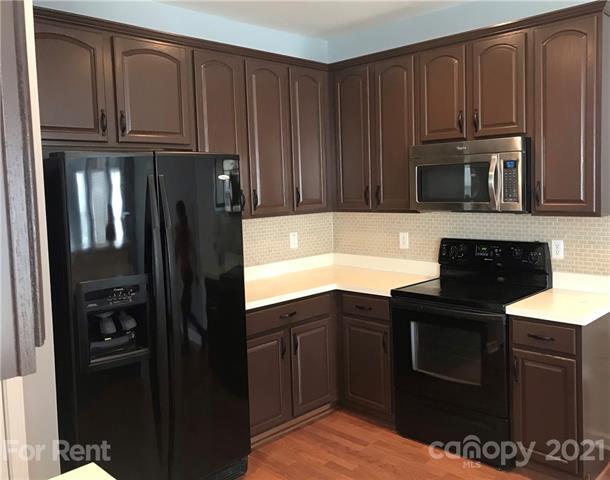 Building Photo - 4605 Sandtyn Dr