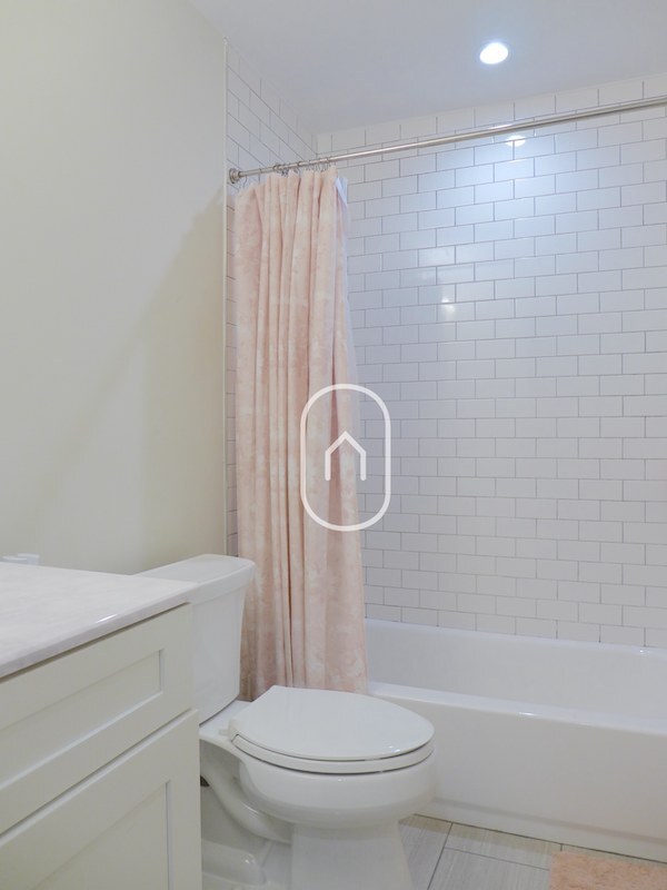 Building Photo - 22 Saint Cyprians Pl