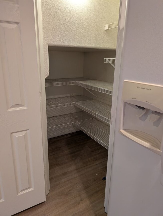 Building Photo - 7304 Camden Pine Ave