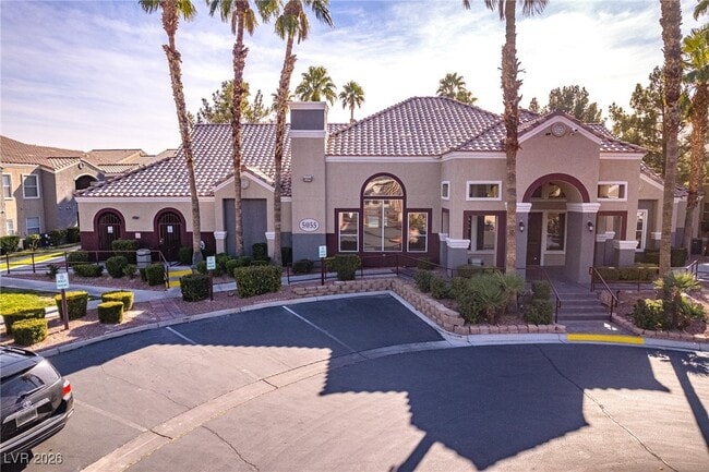 Building Photo - 5055 W Hacienda Ave