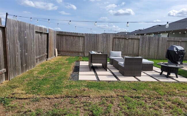 Building Photo - 3839 Sparkman Ln