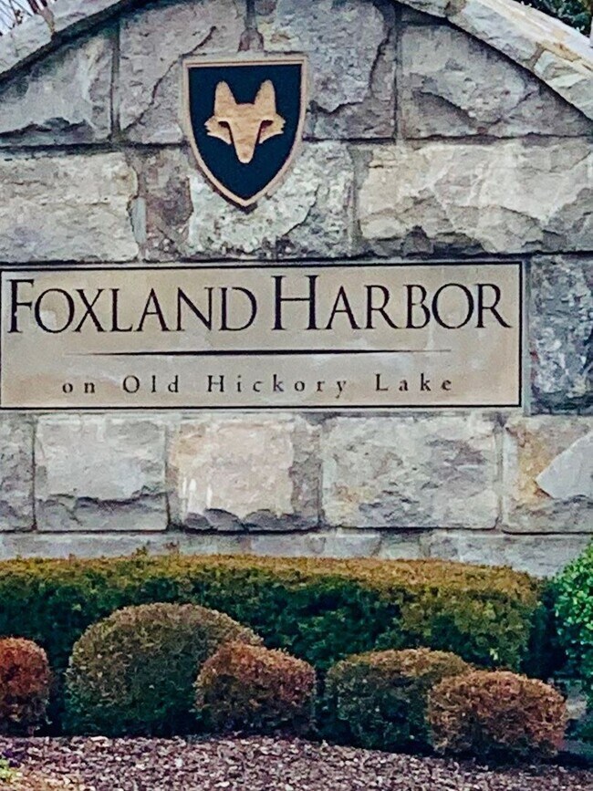 Building Photo - Available NOW!  Stunning 4 bed, 2.5 bath residence in the highly sought-after Foxland Harbor Golf...