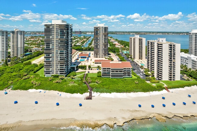 Building Photo - 4050 N Ocean Dr