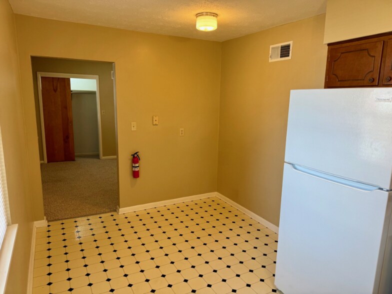 Building Photo - 2205 Adams Ave