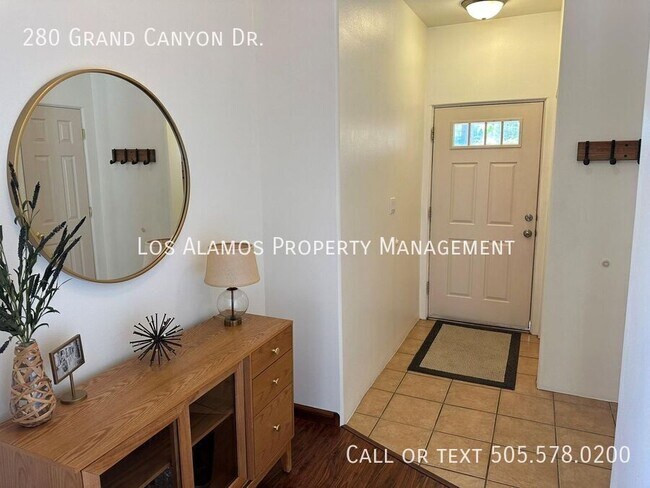 Building Photo - 280 Grand Canyon Dr