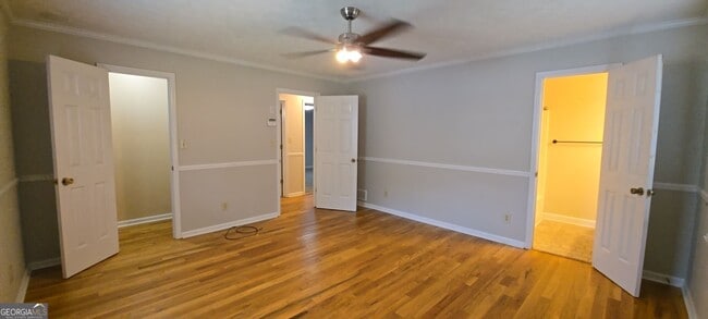 Building Photo - 820 Woodland Dr