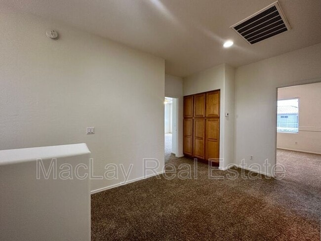 Building Photo - 7847 E Portobello Ave