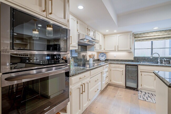 Building Photo - Your Arizona Retreat Awaits Your Arrival!