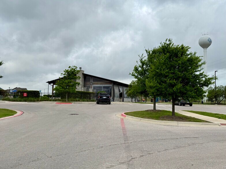 Building Photo - 480 Tailwind Dr