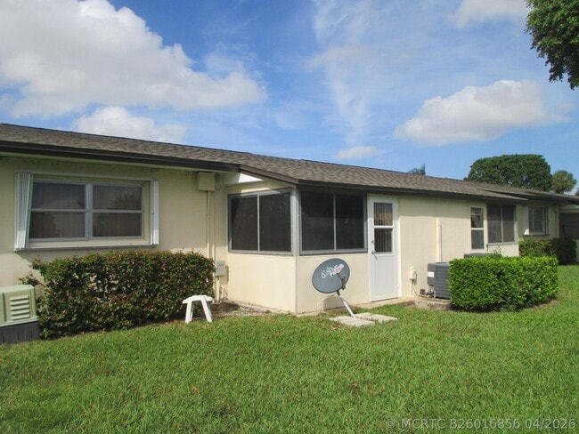 Building Photo - 2951 Ashley Dr W