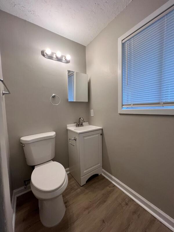 Building Photo - 1 Esquiline Ct