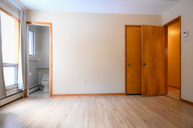 LL - lower level - 264 Long Meadow Rd