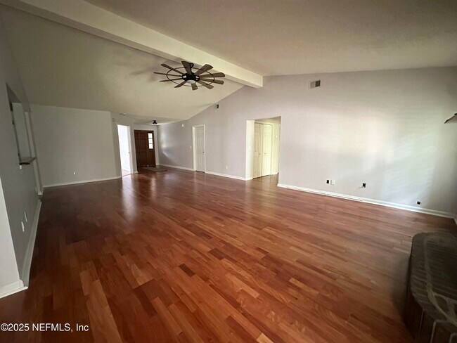 Building Photo - 10373 Birchfield Dr