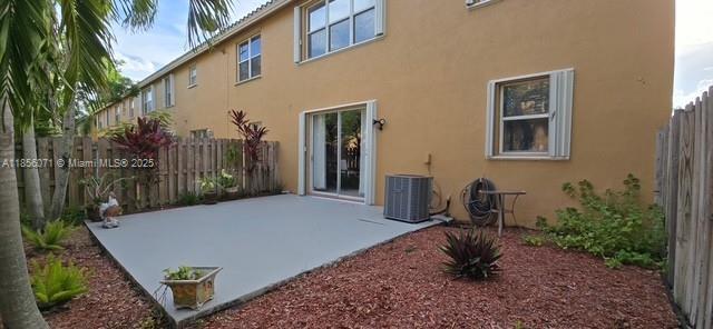 Building Photo - 953 NW 135th Ave