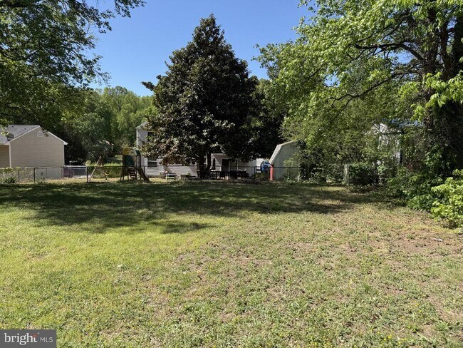 Building Photo - 5516 Bounds St