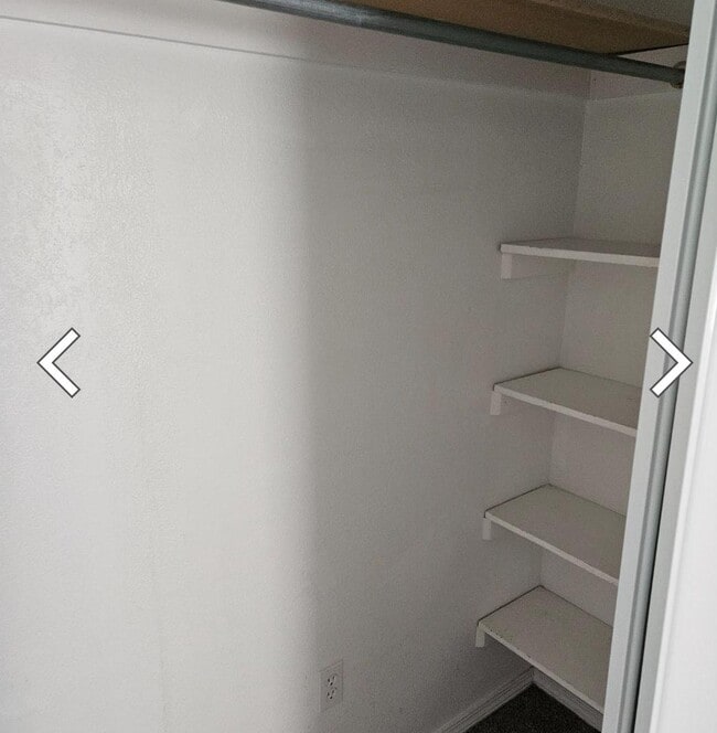 Building Photo - 2324 NW 30th St