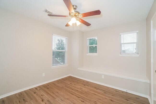 Building Photo - 18227 Misty Jade Ln