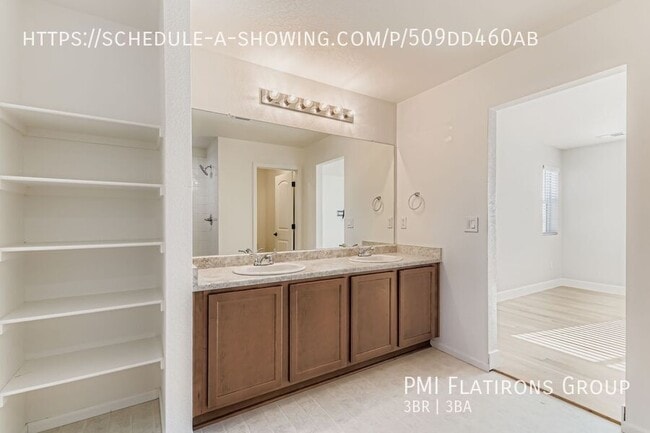 Building Photo - 5372 Warrior St