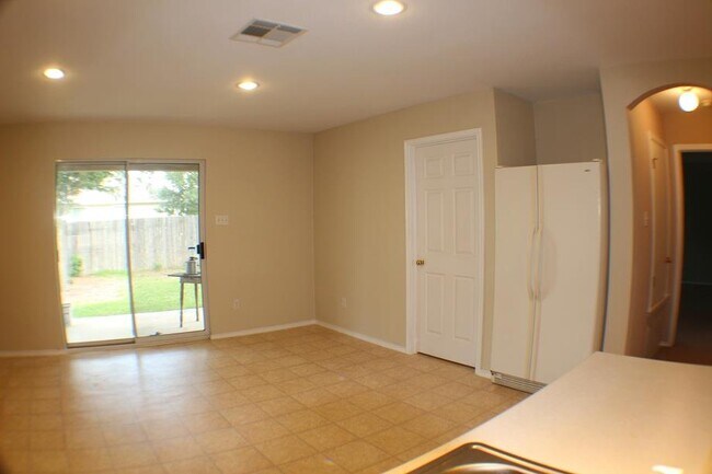 Building Photo - 12321 Kilmartin Ln