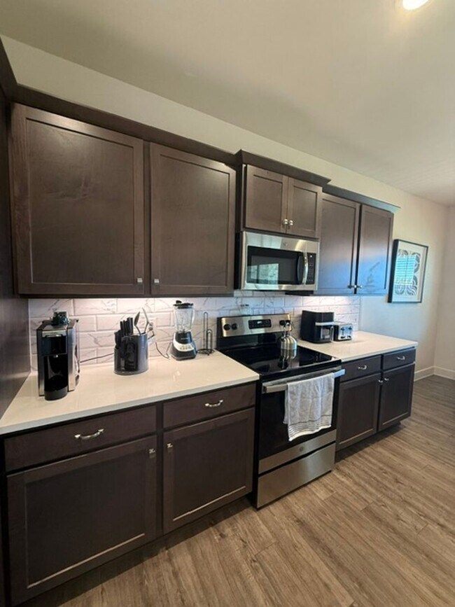 Building Photo - 3841 Kala Dr