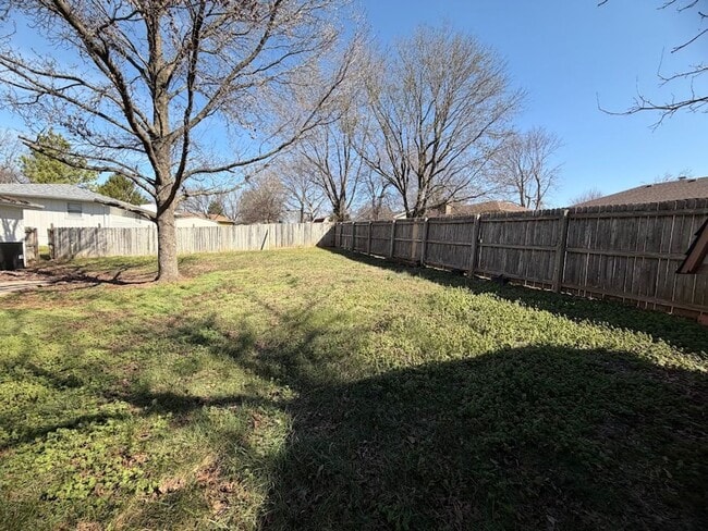 Building Photo - 3 Bedroom Home with Fenced Backyard & Storage Shed