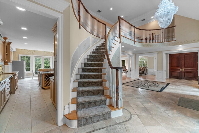 Building Photo - 1 Euclid Rd