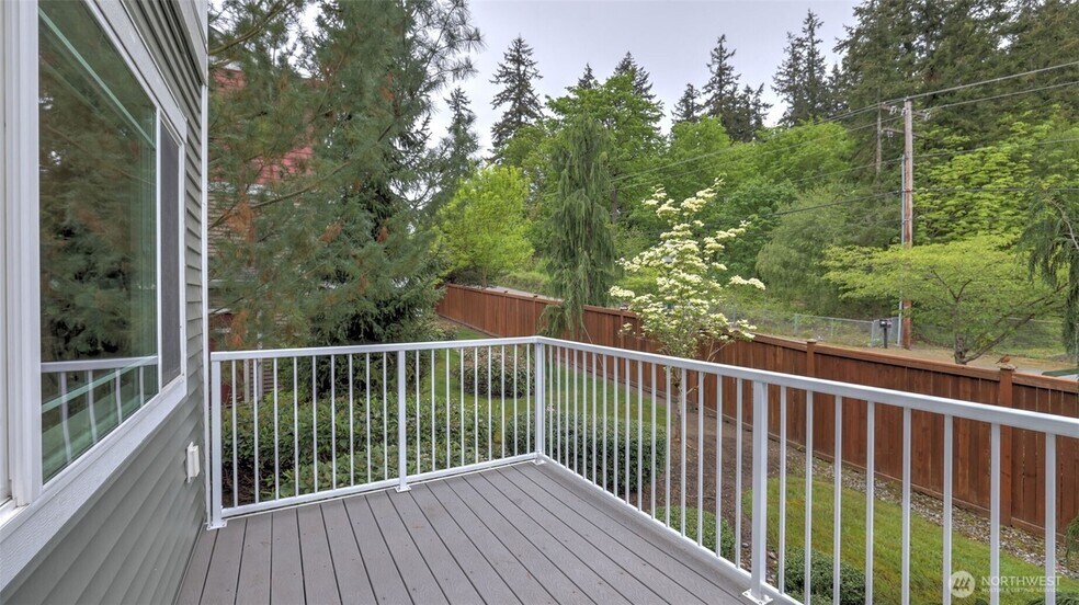 Building Photo - 15720 Manor Way