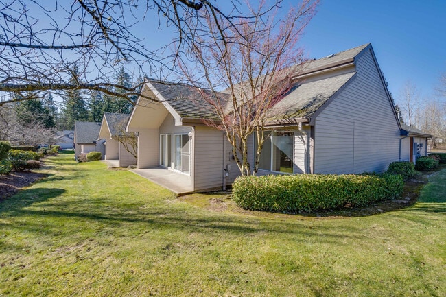 Building Photo - Spacious 2 Master Suites with Bonus Loft A...