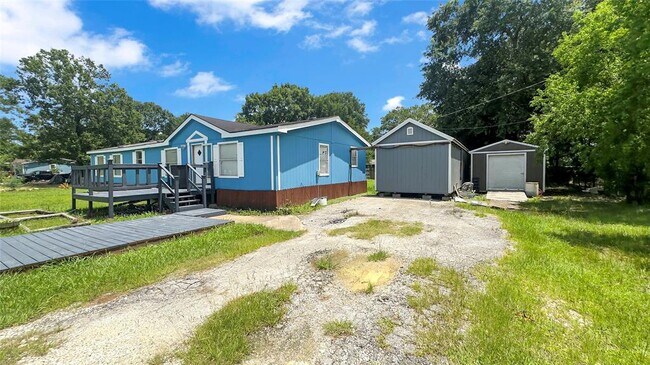 Building Photo - 21608 County Road 3748