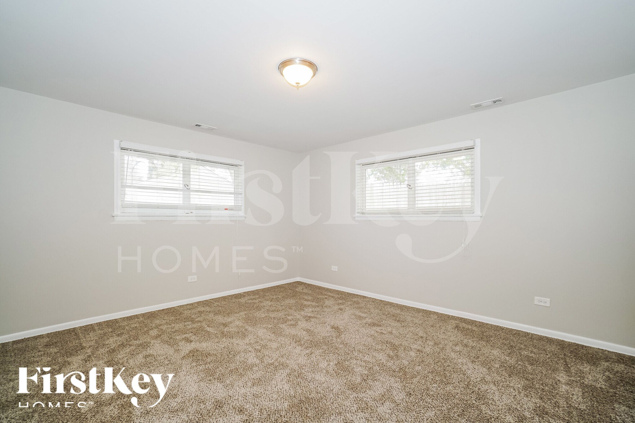 Building Photo - 428 Suwanee St