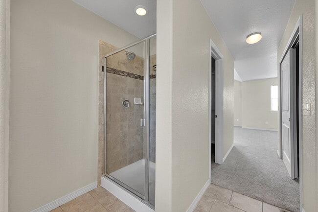 Building Photo - $2,750.00 - 6 Bedrooms, 3.5 Bathrooms, Single Family Home in Colorado Springs with Fenced Yard!