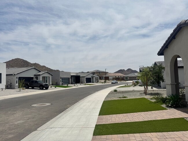 Building Photo - BRAND NEW HOME IN ALORAVITA IN PEORIA