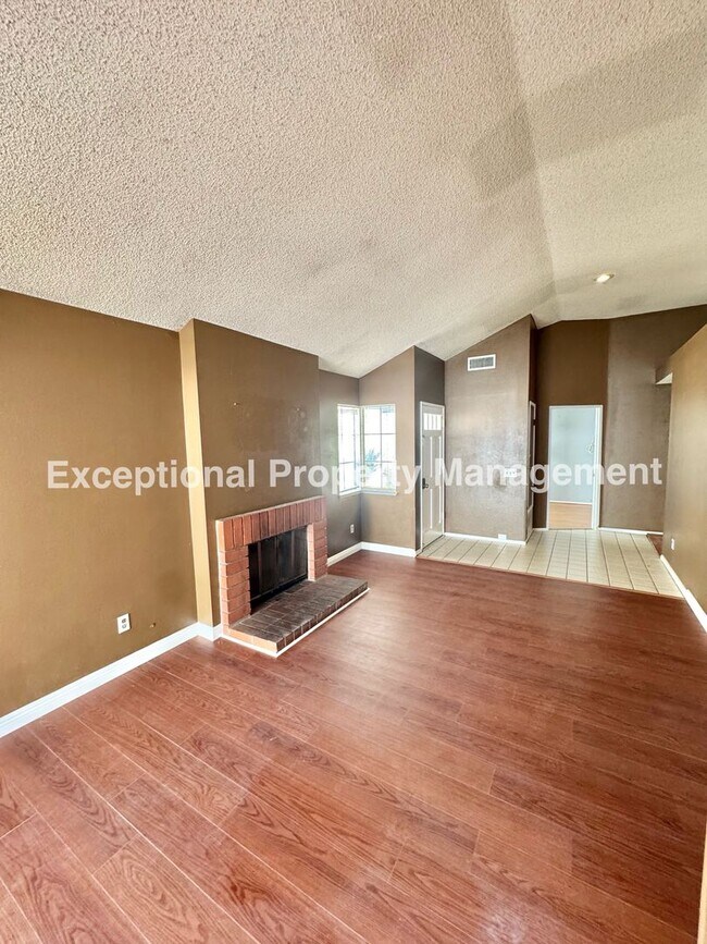 Building Photo - 2520 Caribou Pl