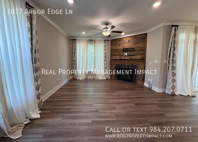 Building Photo - 1017 Arbor Edge Ln