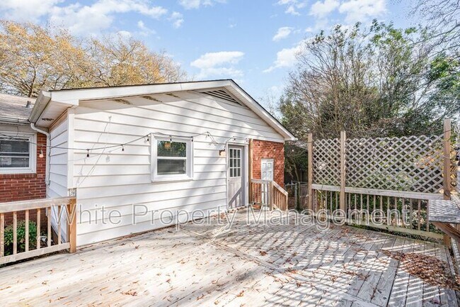 Building Photo - 7726 Wallace Ln