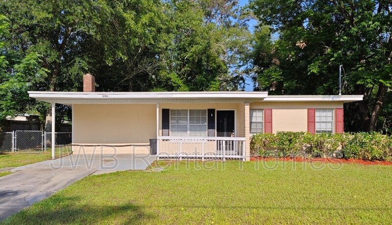 Building Photo - 2130 Patou Dr W