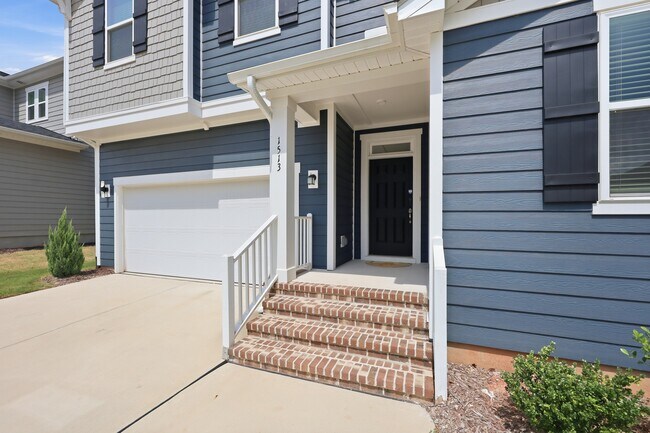 Building Photo - 1513 Underbrush Dr