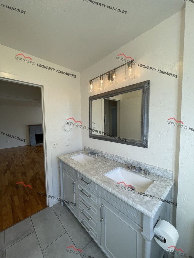 Building Photo - STATUS:  AVAILABLE | R136B | $2195.00