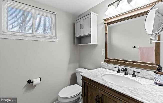 Building Photo - 7005 Stone Mill Pl