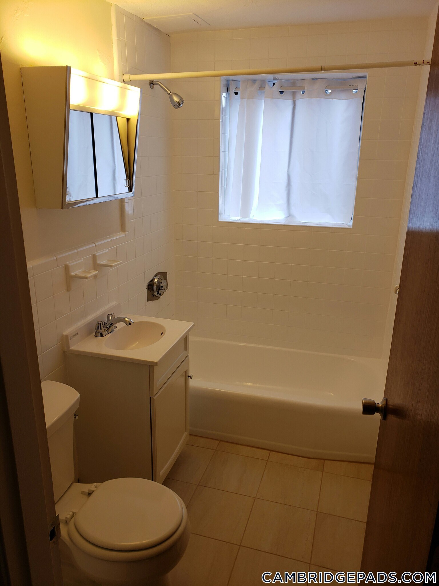 Building Photo - 9 Chester St