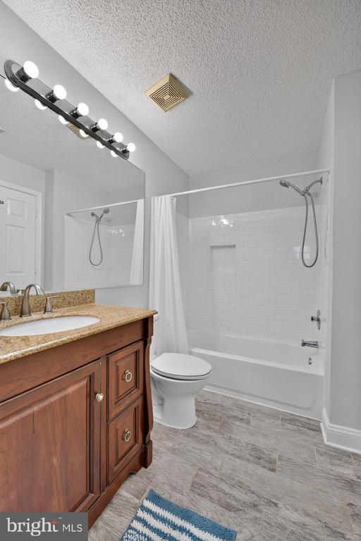 Building Photo - 12103 Green Ledge Ct