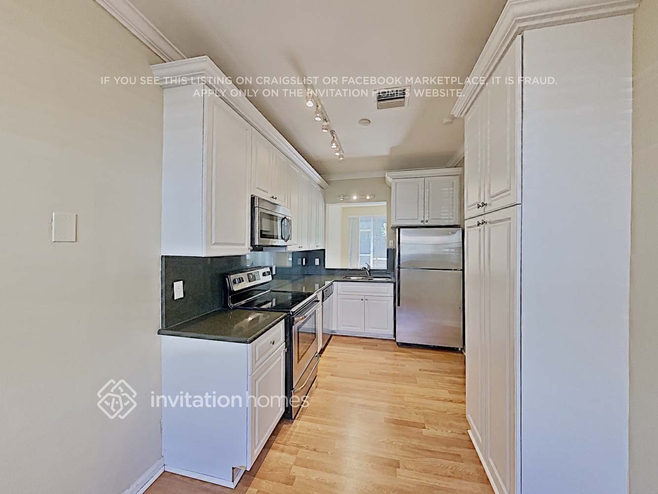 Building Photo - 20971 Vía Oleander